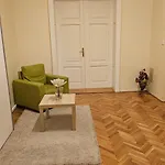 Luxury Vincents Apartment