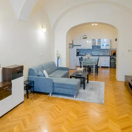 Luxury Vincents Apartmán
