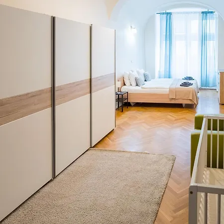 Luxury Vincents Apartmán *