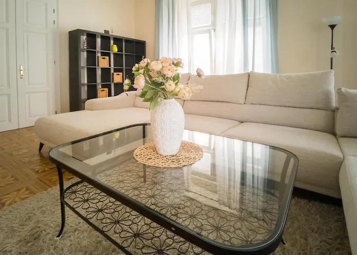 Luxury Vincents Apartamento Košice